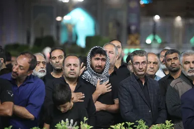 آیین خطبه خوانی شب شهادت امام رضا(ع) در حرم مطهر رضوی
