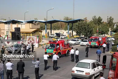 رژه ناوگان خودرویی آتش نشانی مشهد