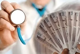 &laquo;پول بده پزشک شو&raquo;؛ نسخه خطرناک دولت و مجلس برای سلامت مردم