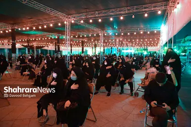 عزاداری شب های محرم در عرصه میدان شهدا مشهد