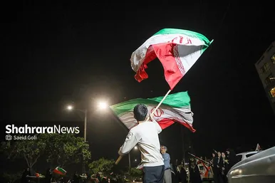 گزارش تصویری |هفتادو نهمین شب حضور حماسی مردم مشهد در خیابان