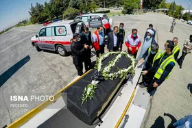 ورود پیکر خبرنگاران آسمانی شده در سانحه دیروز به فرودگاه مهرآباد