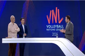 روایتی از حواشی نقل و انتقالات استقلال در برنامه زنده &laquo;کادر فنی&raquo;