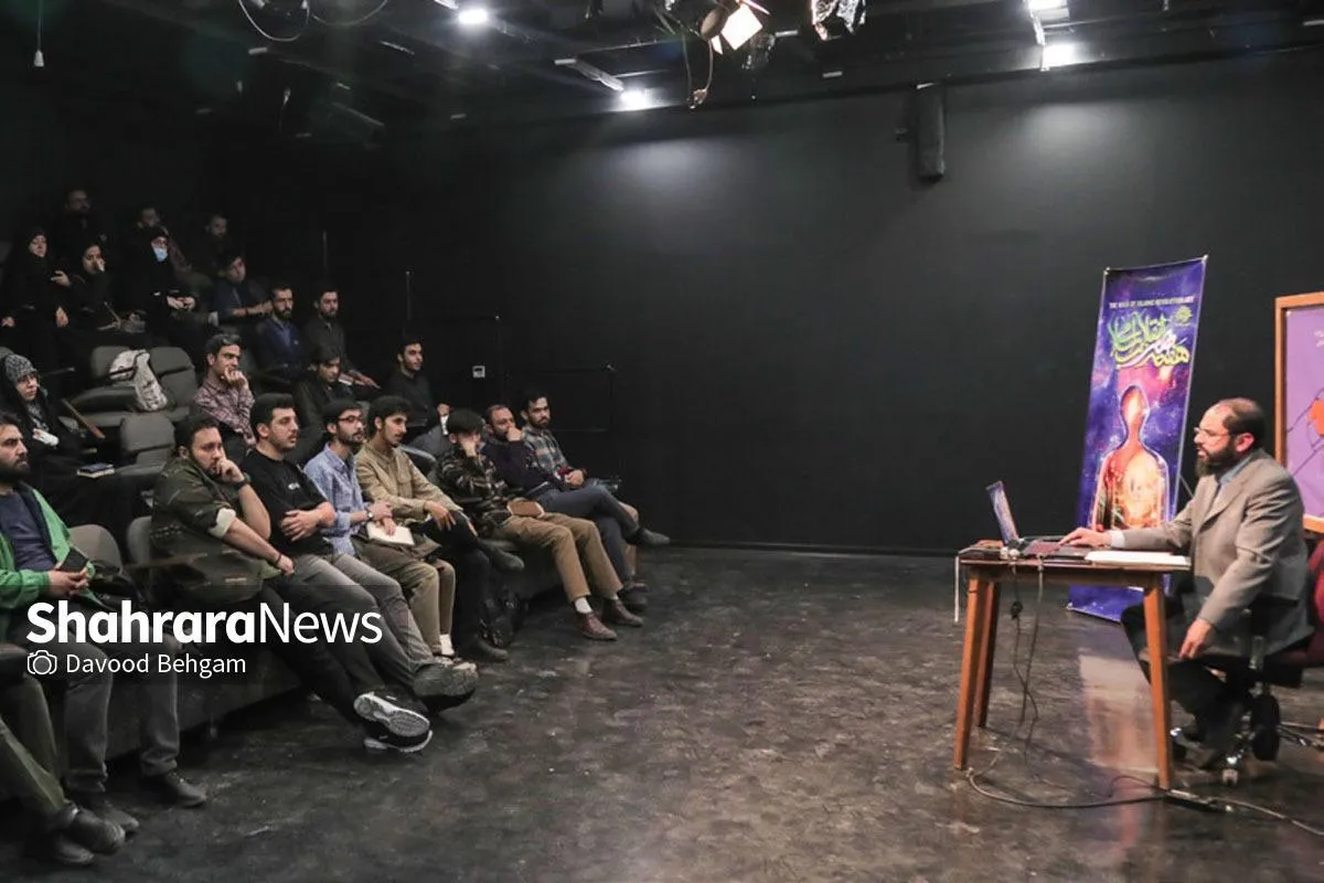 جایگاه هنر گرافیک پس از انقلاب اسلامی تثبیت شد