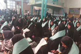 امام خمینی (ره) در هویت، روح و جان زن ایرانی انقلابی اثرگذار به وجود آورد