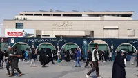 فعالیت موکبی در عرصه میدان شهدا ویژه دختران علاقه‌مند به سوغات رضوی