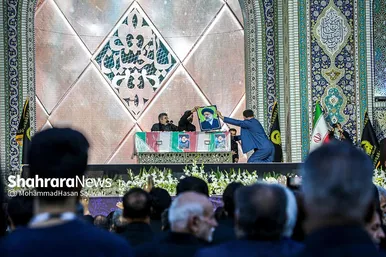 تصاویری از استقبال و تشییع پیکر رئیس جمهور رئیسی و شهدای خدمت در مشهد