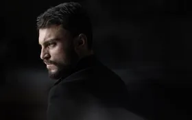 گریم متفاوت بازیگر &laquo;زخم کاری&raquo; در نقش شهید مجید بقایی + عکس