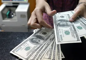 نرخ دلار تا زیر ۲۰ هزار تومان سقوط می&zwnj;کند؟