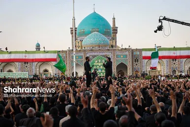 گزارش تصویری | آیین چهارپایه خوانی عصر شهادت امام رضا (ع) در حرم مطهر رضوی