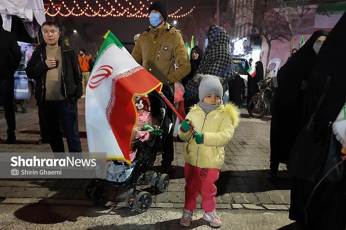خاک ایران ریشه ماست، نباید از دستش بدهیم