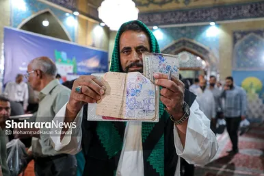 آخرین ساعات انتخابات ریاست جمهوری در حرم مطهر رضوی