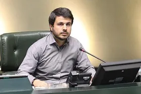 عضو هیئت&zwnj;رئیسه مجلس: صحرایی استاندارد&zwnj;های لازم برای وزارت آموزش و پرورش را دارد