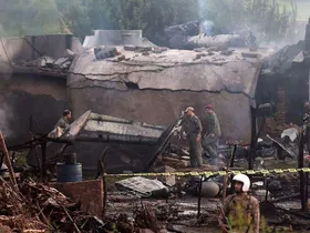 سقوط هواپیمای نظامی پاکستان باعث کشته&zwnj;شدن ۱۷ نفر شد