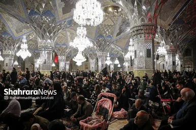 مراسم احیاء شب ۱۹ ماه رمضان در حرم مطهر رضوی