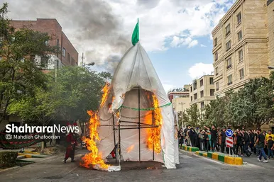 آیین تعزیه خوانی و خیمه سوزان عاشورا در محله دندانپزشکان مشهد