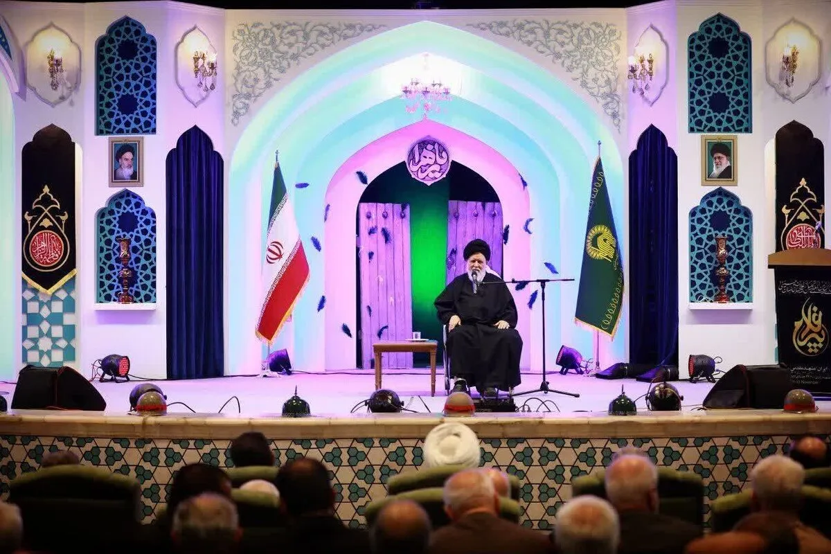 آیت‌الله علم‌الهدی: پیرغلام، زیباترین عنوان برای دلداده سیدالشهدا(ع) است