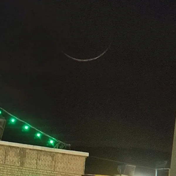 هلال ماه رمضان رؤیت شد + تصاویر (۲۹ بهمن ۱۴۰۴)