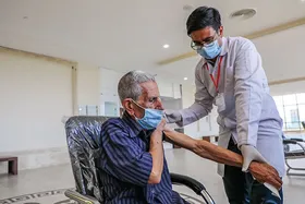 ۱۴۰۰ نفر در هفته؛ شمار بستری&zwnj;های کرونا در خراسان رضوی