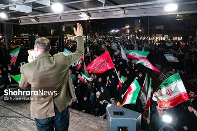 گزارش تصویری | حضور پرشور مشهدی‌ها در بیست و چهارمین شب اجتماعات خودجوش مردمی