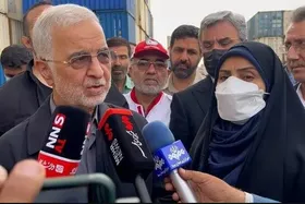 وزیر کشور از&nbsp;مهار ۸۰ درصدی حریق بندر شهید رجایی خبر داد