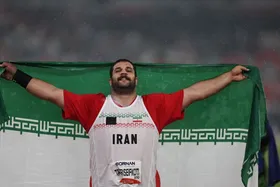 محمدرضا طیبی هفتمین طلای ایران در ناگویا را دشت کرد + فیلم (۴ مهر ۱۴۰۵)