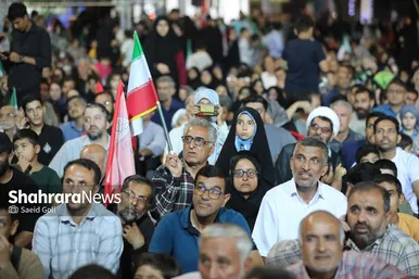 گزارش تصویری | محفل قرآنی «اربعین رهبر شهید» در میدان شهدای مشهد