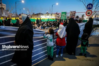 گزارش تصویری | بزرگ‌ترین سفره افطار جهان اسلام در جوار حرم مطهر امام‌رضا(ع)