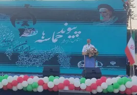 امیر دریادار سیاری در مشهد: ایران قوی است و در مقابل هر تهدیدی می&zwnj;ایستد