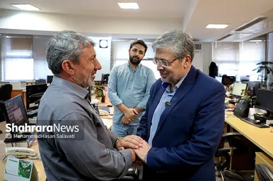 حضور شهردار مشهد در موسسه شهرآرا به مناسبت روز خبرنگار
