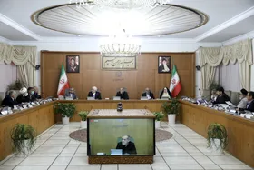 پزشکیان در جلسه هیئت دولت: تمام ادارات دولتی به پنل&zwnj;های خورشیدی مجهز خواهند شد