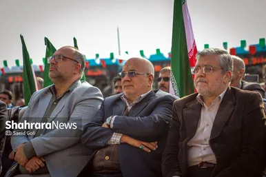 گزارش تصویری | آیین رونمایی از ۲۵ دستگاه اتوبوس جدید در مشهد (۱۲ بهمن ۱۴۰۴)
