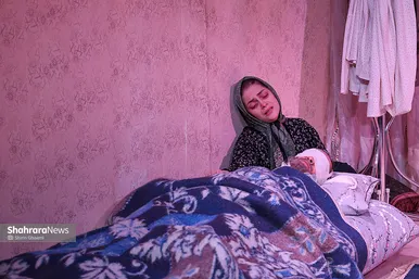 گزارش تصویری | نمایش «شربت زعفران، آویشن، پونه و چند قطره روغن گل مغربی»