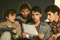 فیلم سینمایی «بچه مردم» به اکران آنلاین رسید + زمان اکران و بازیگران