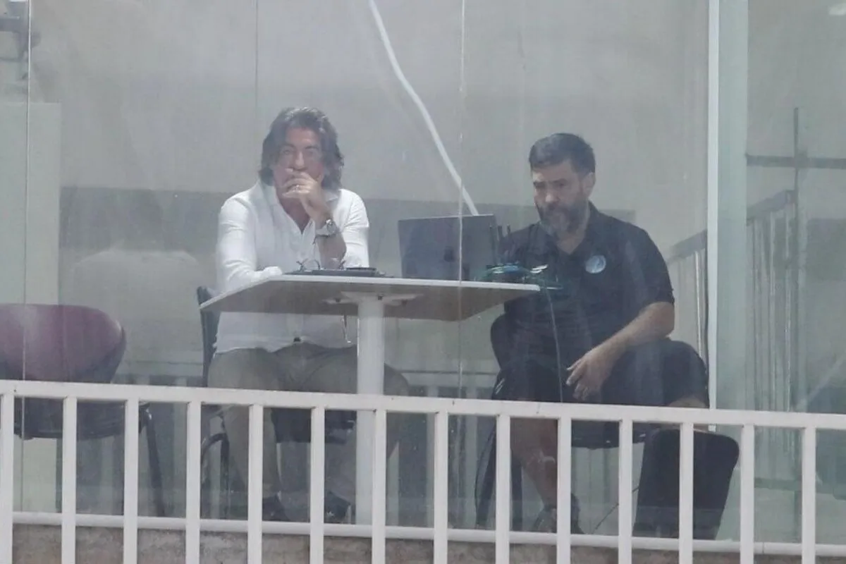 برگزاری جلسه هیئت مدیره استقلال بدون ساپینتو | سرمربی پرتغالی ماندگار شد؟