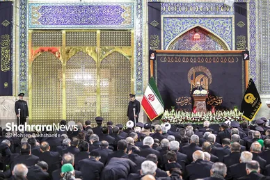 شام غریبان حسینی در حرم مطهر رضوی