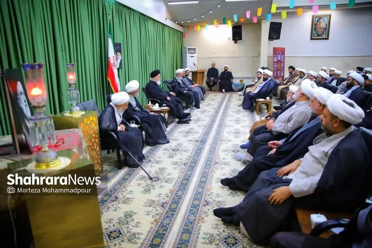 آیت‌الله علم‌الهدی: خواهران حوزه در جهاد و فعالیت انقلابی پیشتازند | حوزه خواهران نیازمند تحولی جدی است