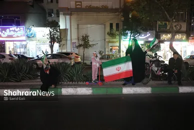 گزارش تصویری | برگزاری رزمایش مردمی تونل پرچم و زنجیره انسانی ۶ کیلومتری در مشهد