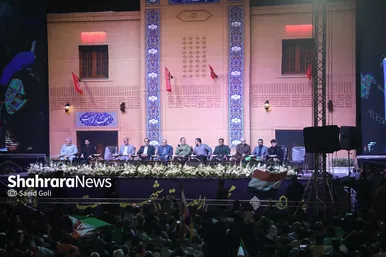 گزارش تصویری | محفل قرآنی «اربعین رهبر شهید» در میدان شهدای مشهد