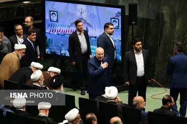 عکس‌هایی از آغاز مجلس دوازدهم توسط هیئت رئیسه سنی