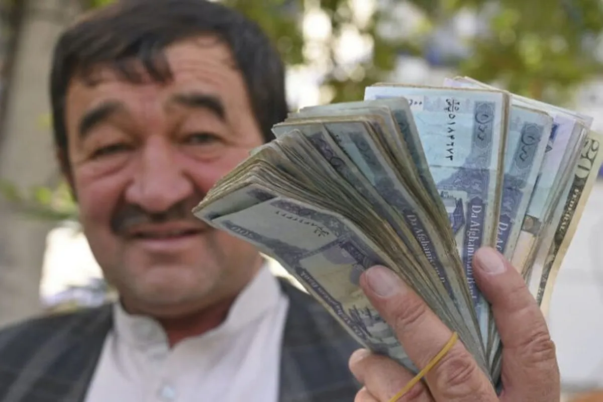 قیمت افغانی به تومان و دلار (چهارشنبه ۲۷ فروردین ۱۴۰۴)