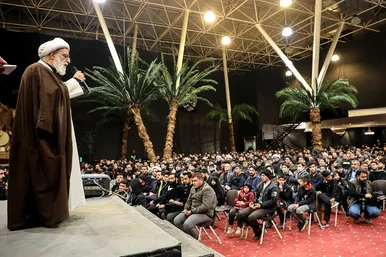 نمایش آئینی «نگین شکسته»