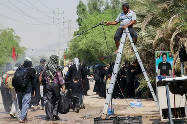 نذر آب در مسیر کربلا