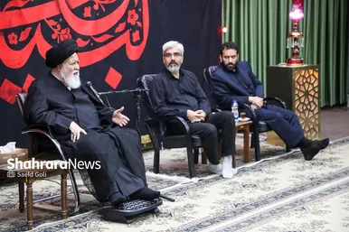 دیدار جمعی از خبرنگاران و کارمندان مؤسسه فرهنگی شهرآرا با نماینده ولی‌فقیه در خراسان‌رضوی