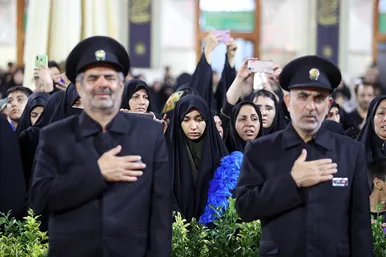شام غریبان حسینی در حرم مطهر رضوی