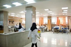 ۶۲ دانش&zwnj;آموز دبیرستانی در بروجرد دچار مسمومیت شدند (۳ اسفندماه ۱۴۰۱)