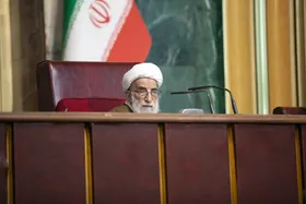 آیت&zwnj;الله جنتی: افراد متمکن به مردم کمک کنند| قوای سه&zwnj;گانه برای حل مشکلات اقتصادی مردم تلاش کنند