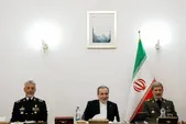 فرمانده کل ارتش: امروز، دیپلماسی و میدان یک موضوع جامع هستند | دشمن فقط زبان قدرت را می‌فهمد + فیلم