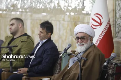 گزارش تصویری | دیدار اعضای تیم‌های ملی کشتی آزاد و فرنگی با تولیت آستان قدس رضوی