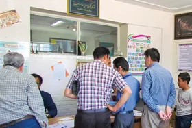 سردرگمی دانش آموزان برای پیداکردن ظرفیت خالی در هنرستان&zwnj;ها | انتخاب رشته با دوراهی هدایت و سردرگمی